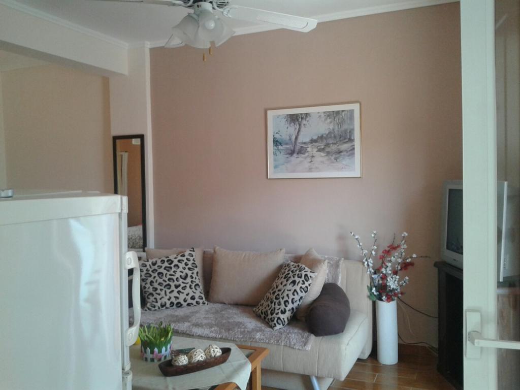 Peramos Apartments Néa Péramos Kültér fotó